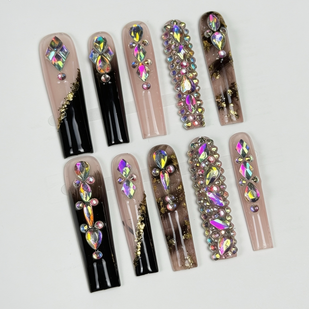 Handmade – 3D Rhinestone Luxury Design✨