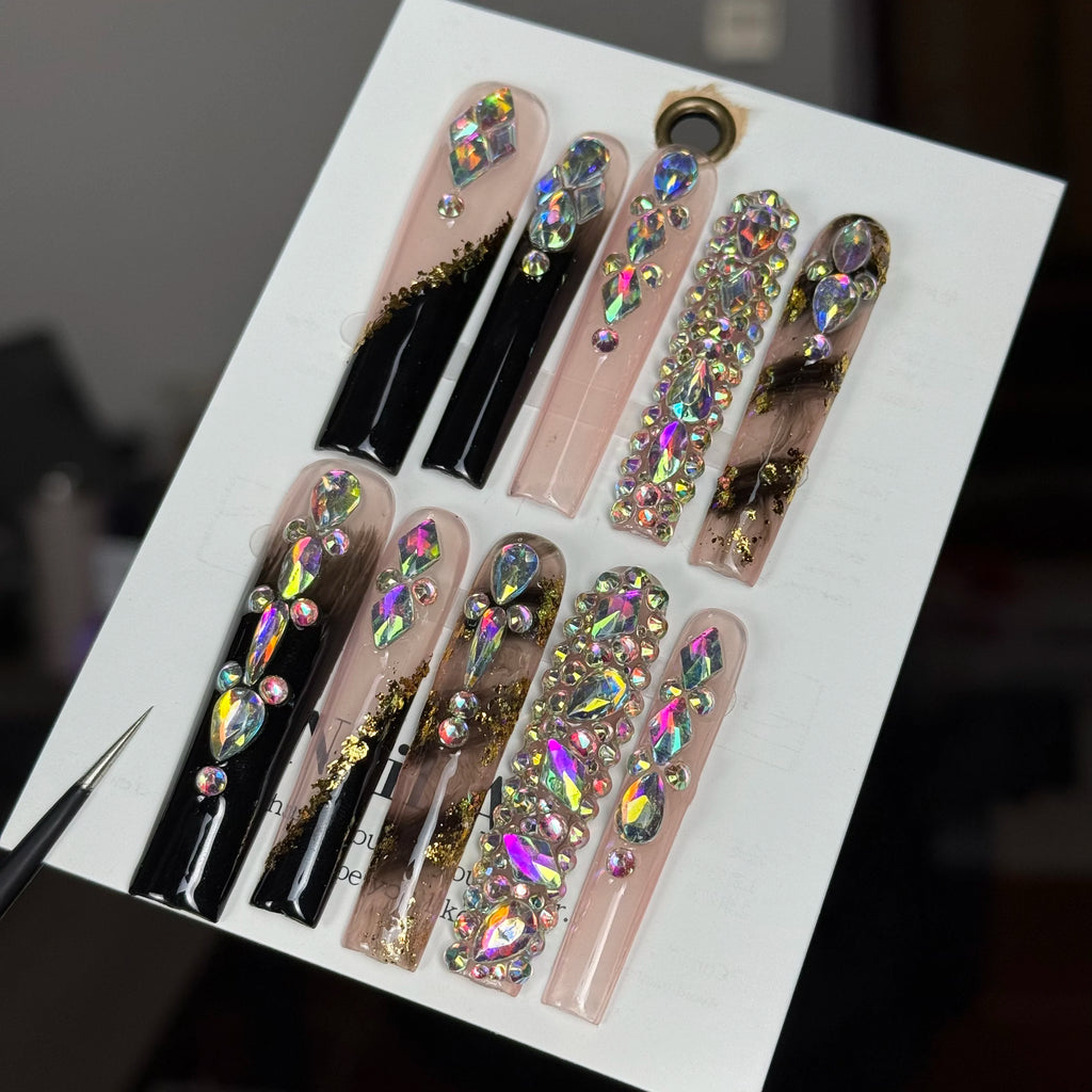 Handmade Luxury Press-On Nails – 3D Rhinestone & Gold Sequin Design✨