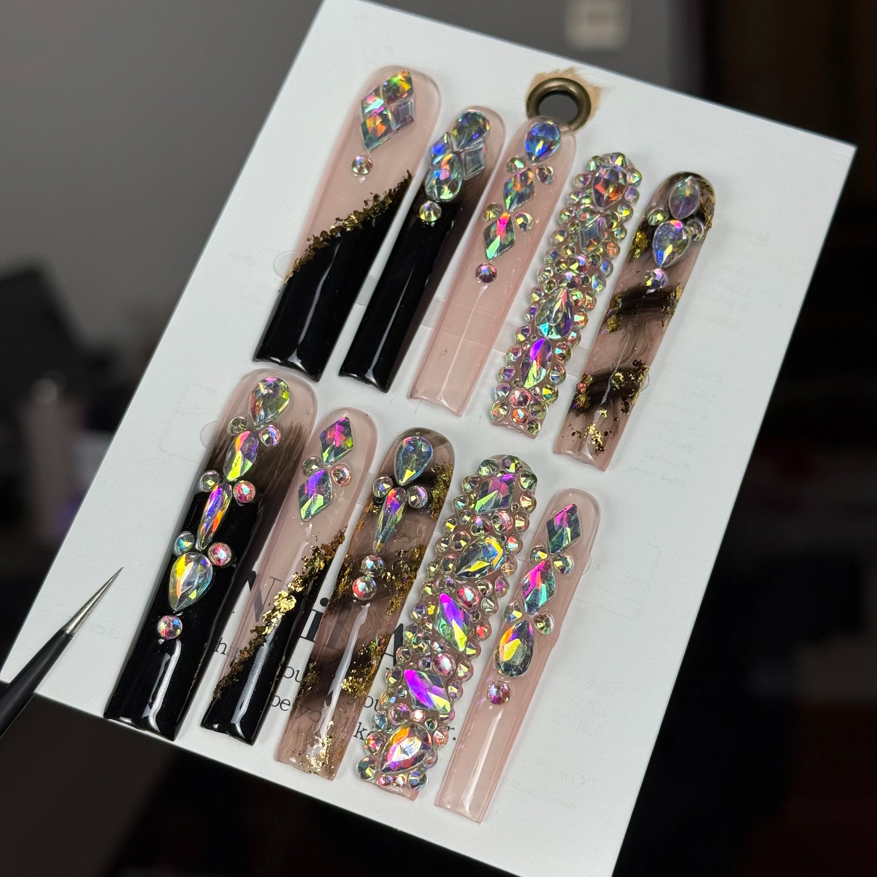 Handmade Luxury Press-On Nails – 3D Rhinestone & Gold Sequin Design✨